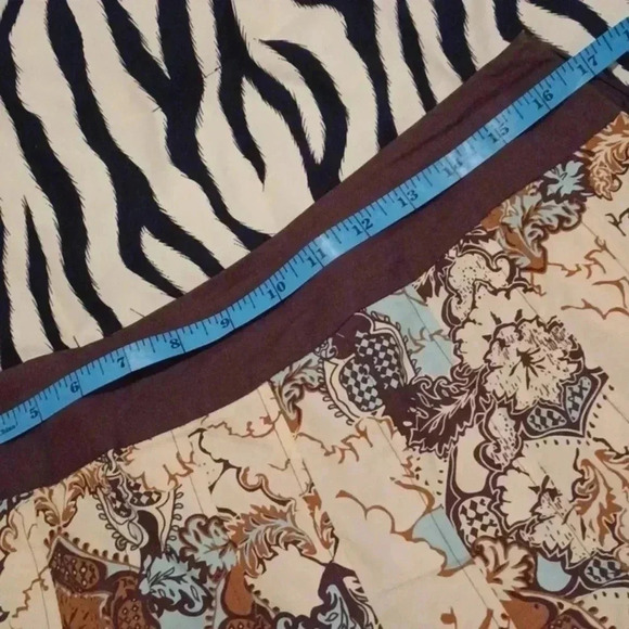 2/$25 - Floral Patterned Women's Skirt - Picture 4 of 8